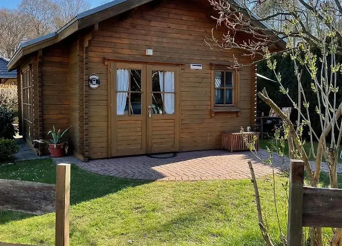 Tinyhouse Meereszauber- Ruhige Lage, Eigener Garten, Grill